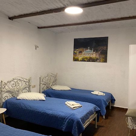 Staryi Krakiv Hotell Lviv Exteriör bild