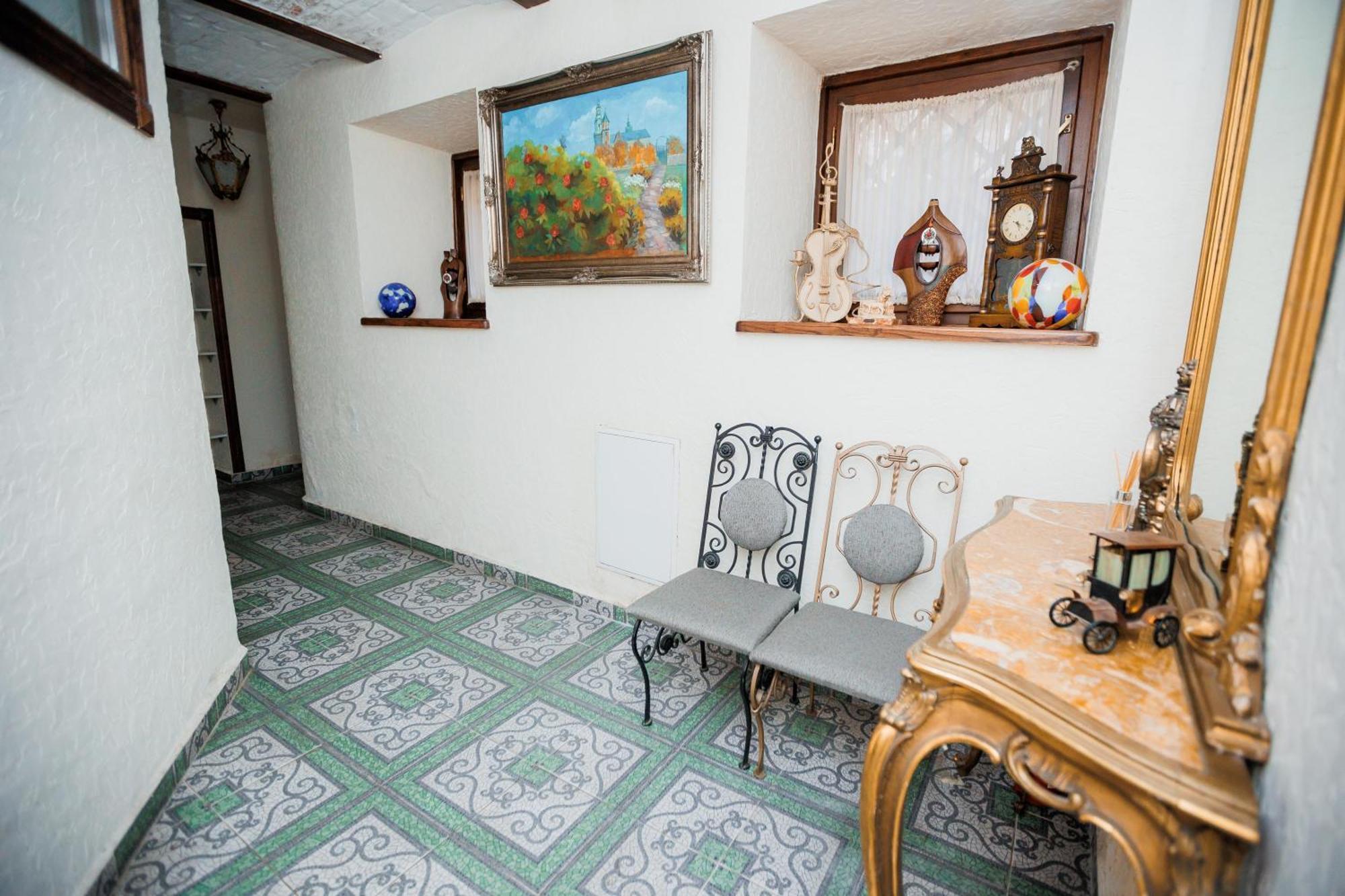 Staryi Krakiv Hotell Lviv Exteriör bild