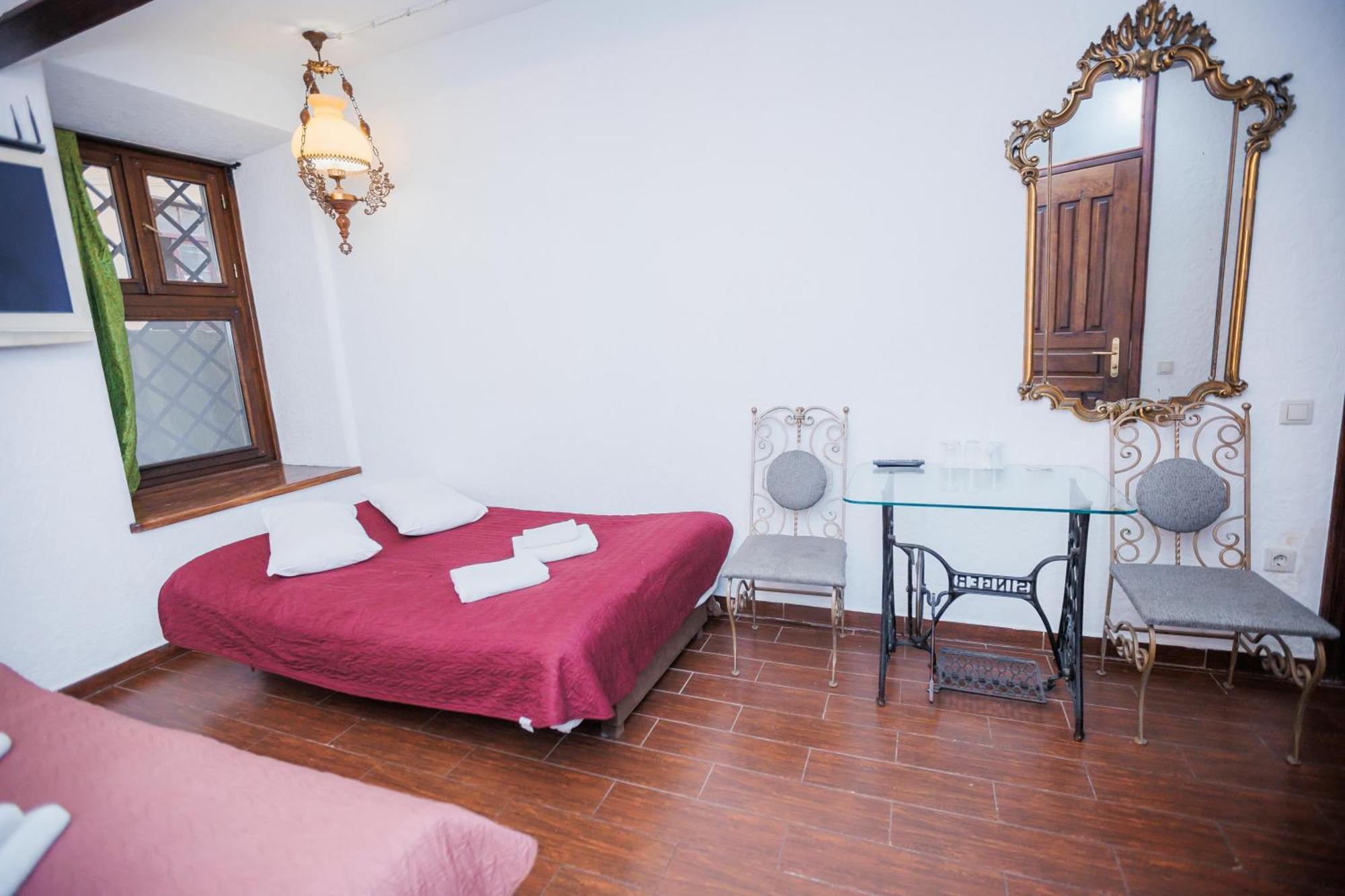 Staryi Krakiv Hotell Lviv Exteriör bild