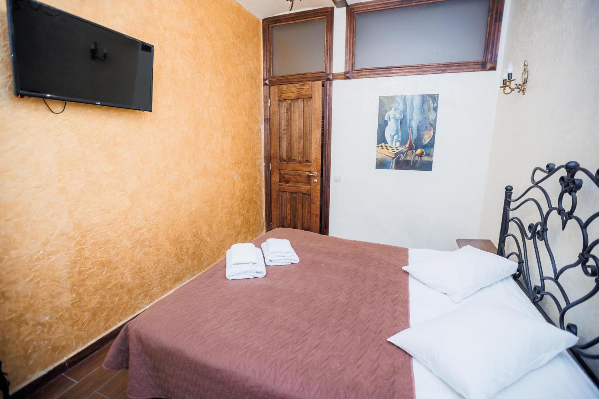 Staryi Krakiv Hotell Lviv Exteriör bild