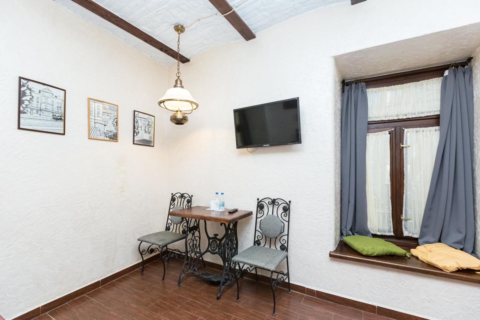 Staryi Krakiv Hotell Lviv Exteriör bild