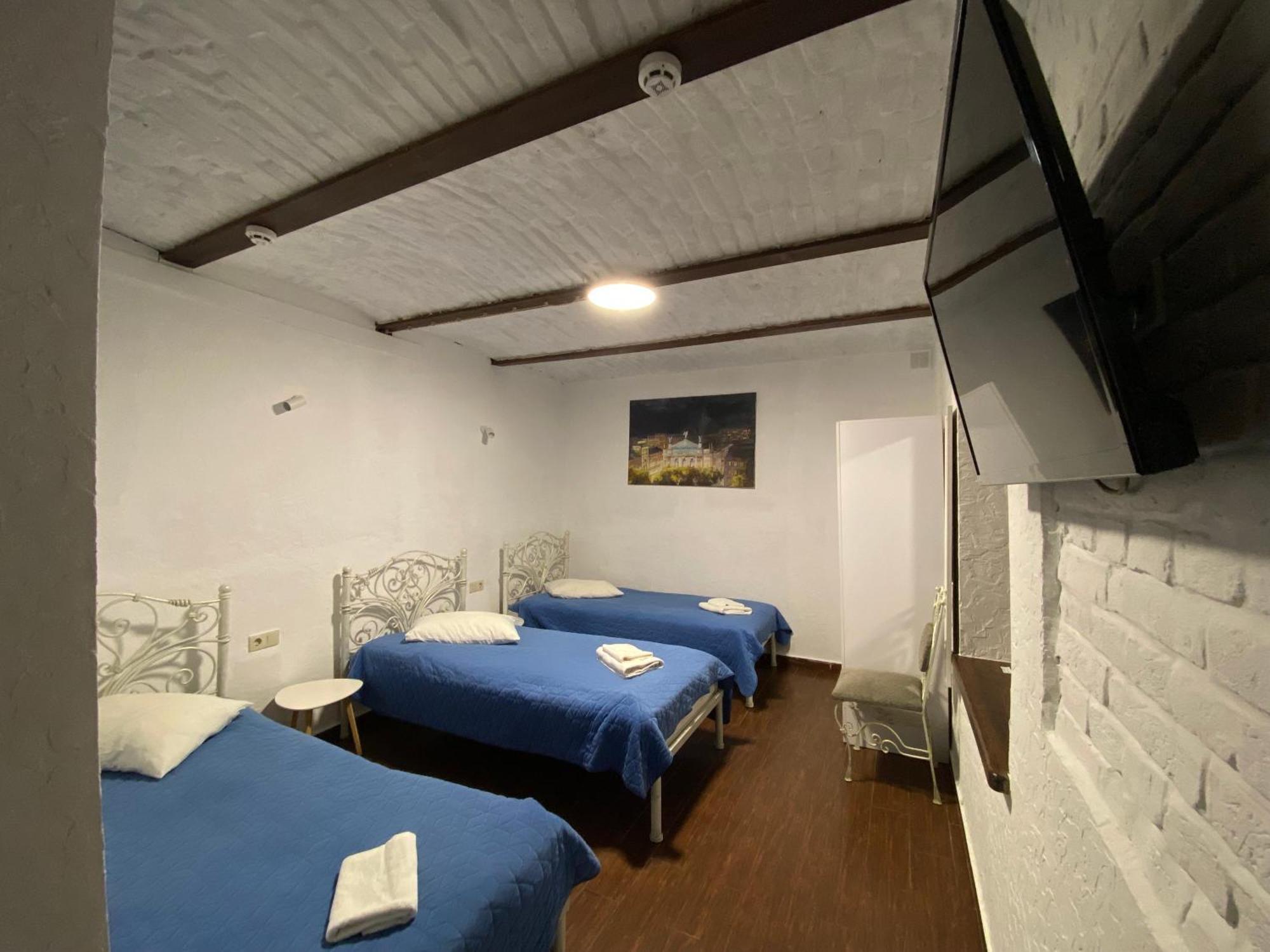Staryi Krakiv Hotell Lviv Exteriör bild